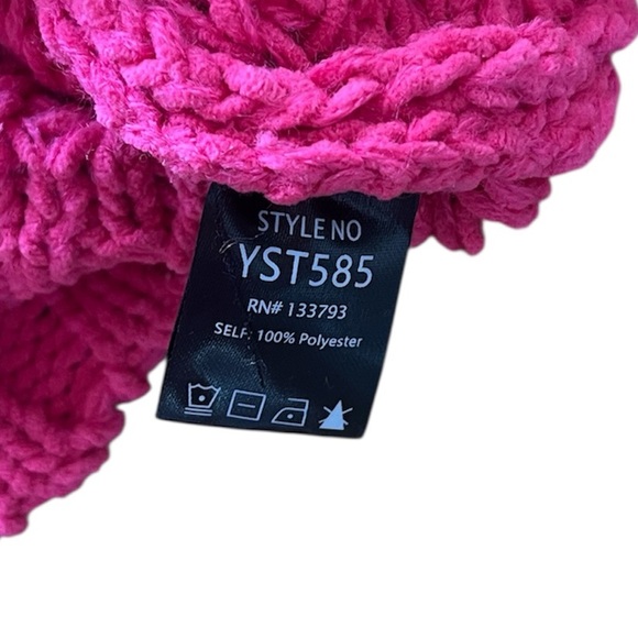 New POL Women's Vibrant Pink V-Neck Sweater Chunky Cable Knit Valentine’s Day - Picture 5 of 6